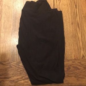 Black Os leggings